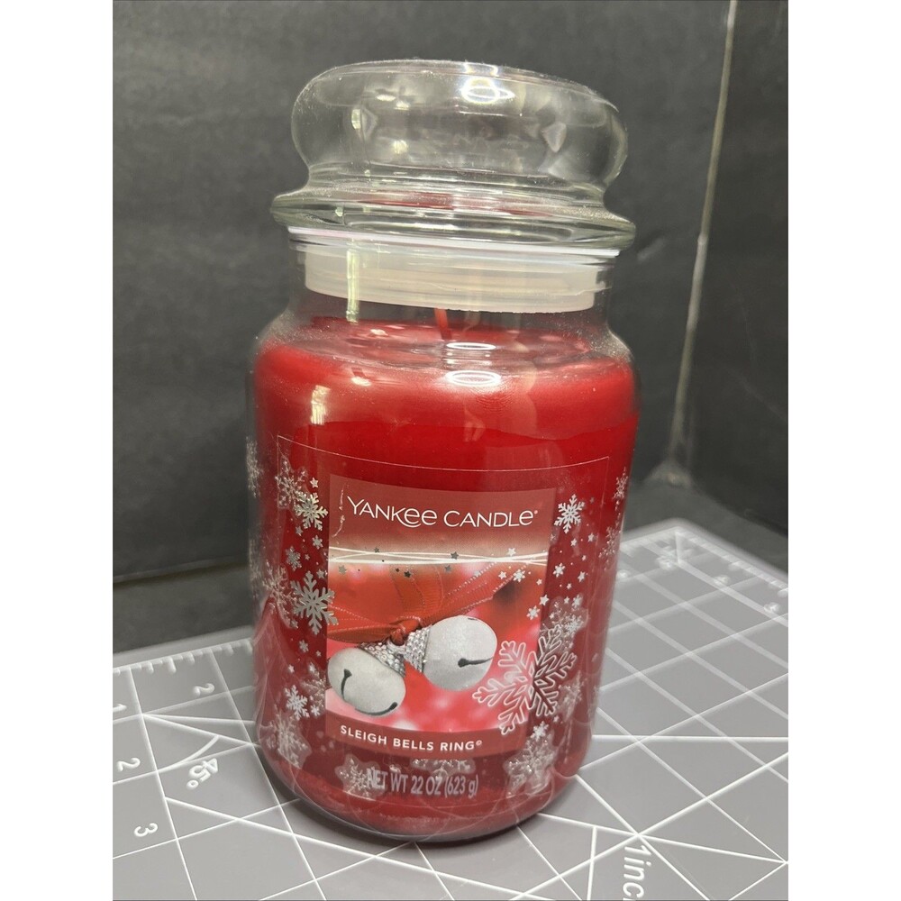 Yankee Candle Sleigh Bells Ring 22 oz Large Retired Rare Christmas Holiday 150hr
